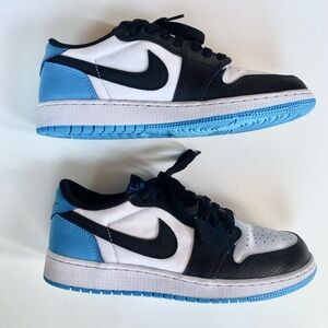 Air Jordan 1 Low OG Black Dark Powder Blue GS (Youth 6Y)(Men’s 6)(Women’s 7.5)